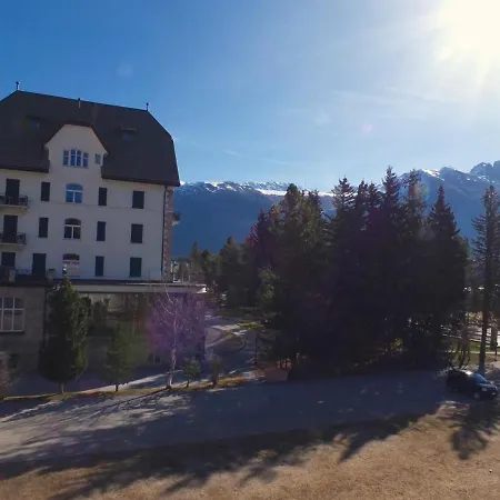 Pinellas 22 St. Moritz